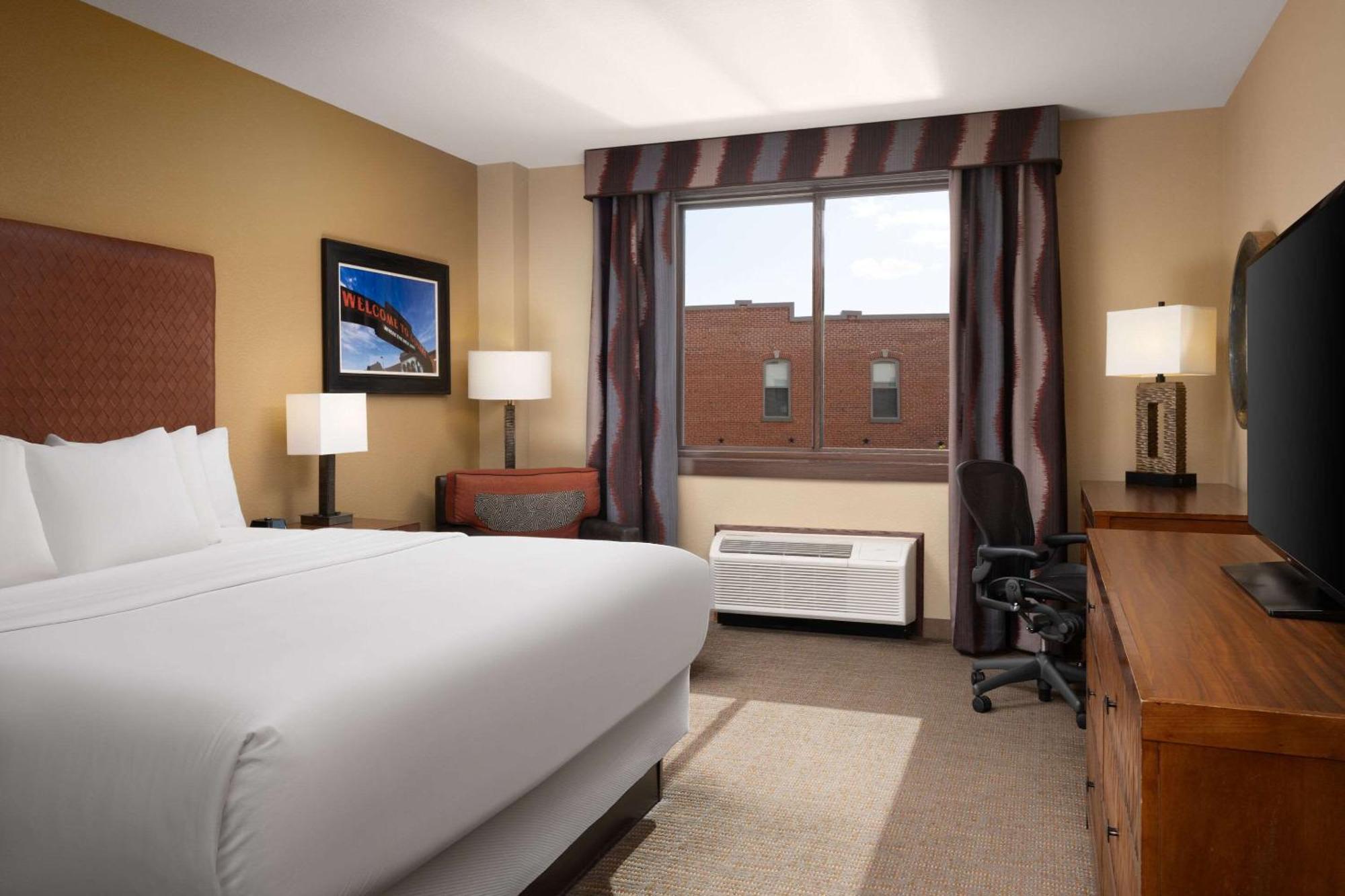 The Golden Hotel, Ascend Hotel Collection Екстериор снимка