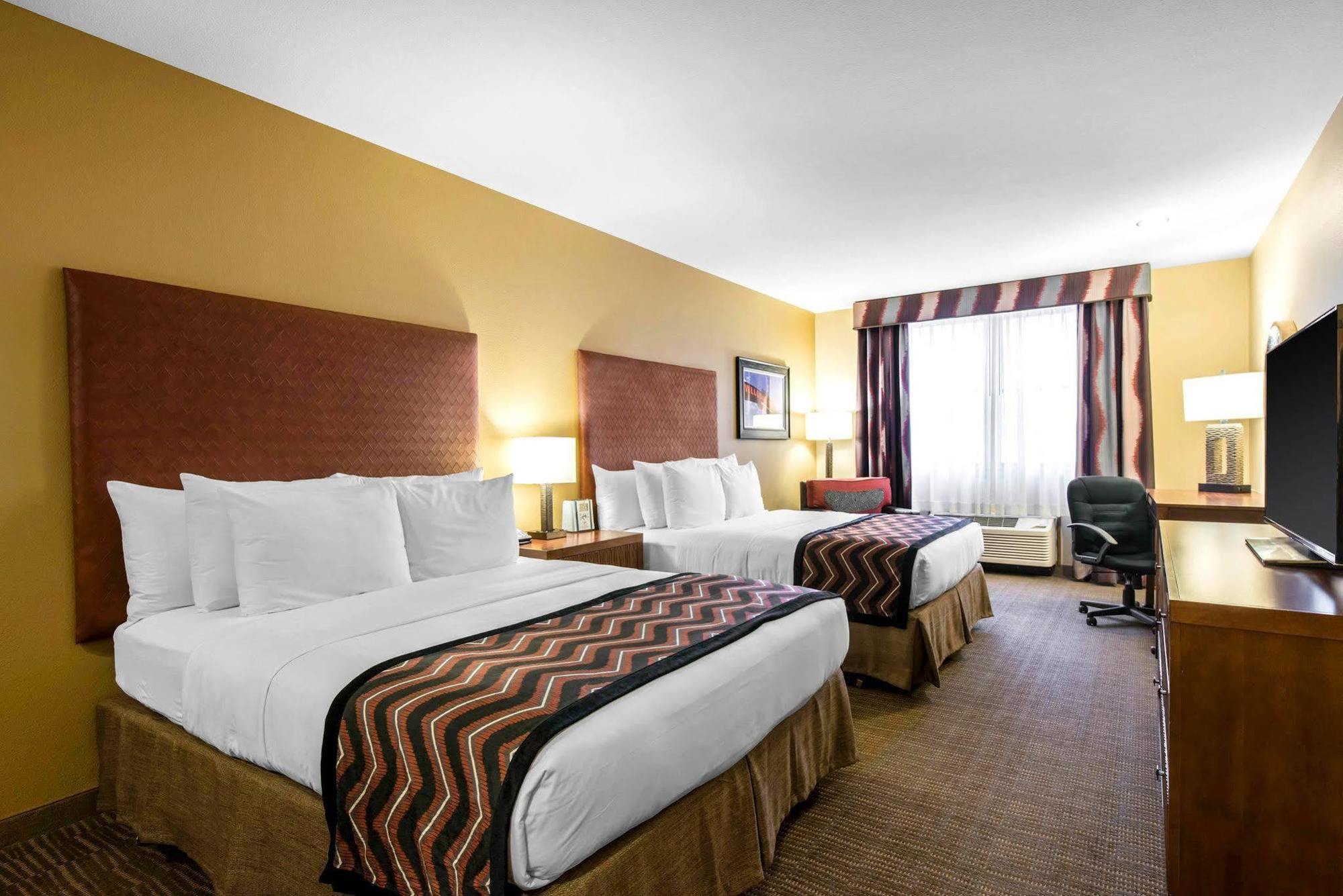 The Golden Hotel, Ascend Hotel Collection Екстериор снимка